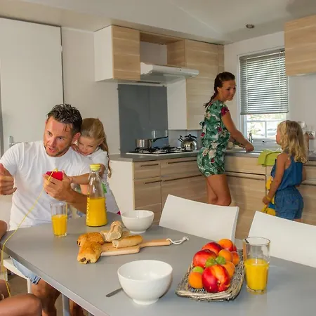 Camping Sunissim Le Castellas. 4 Кемпинг Сет